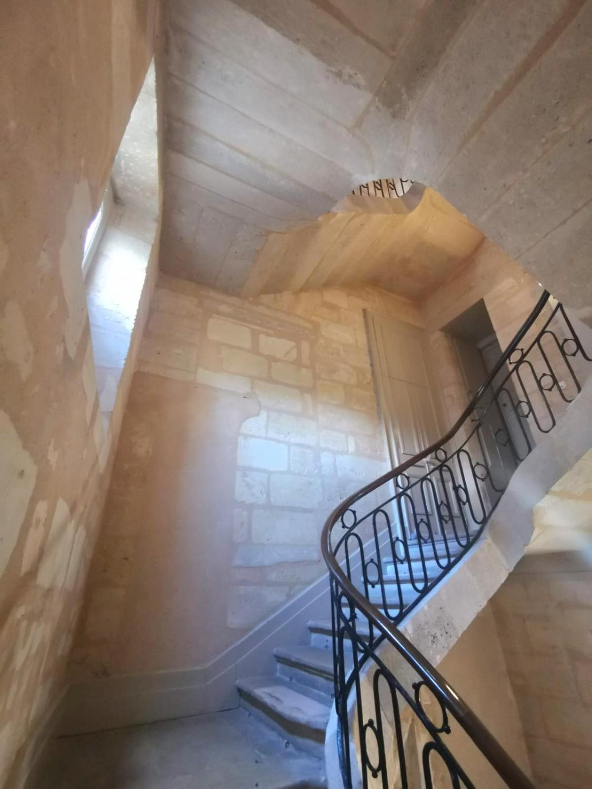 Ravissant Appartement Entierement Renove T2, Proche De La Rue Saint Catherine Bordeaux Luaran gambar